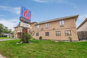 Отель Motel 6-Windsor, ON  Виндзор